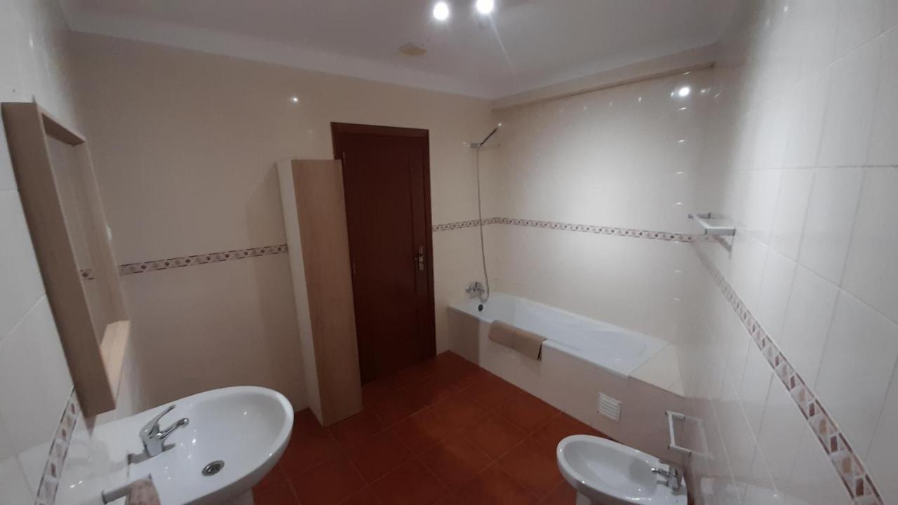 Porta Reguengos - Apartamento Moderno Alentejo Central Reguengos de Monsaraz Esterno foto